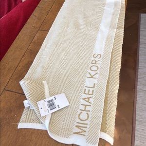 Michael Kors scarf